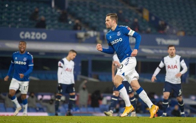 用进球抚平 用进球抚平