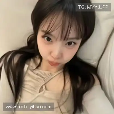 包奕和